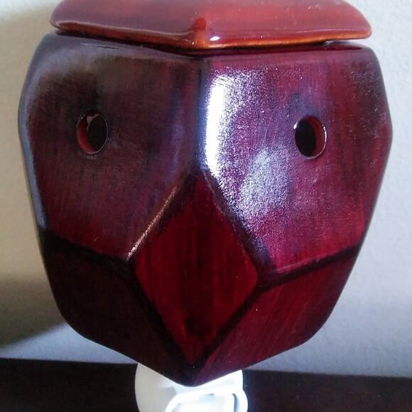 Scentsationals Symmetry Ceramic Brown Wall Plug In Wax Warmer NIB - Picture 2 of 5